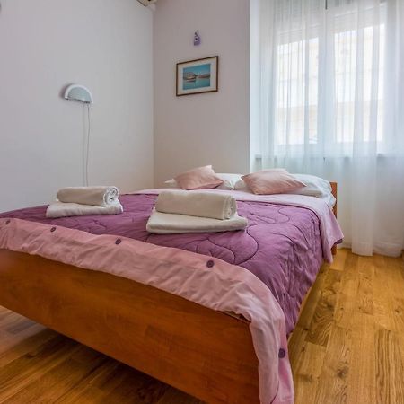 Apartment Laura Crikvenica Eksteriør billede