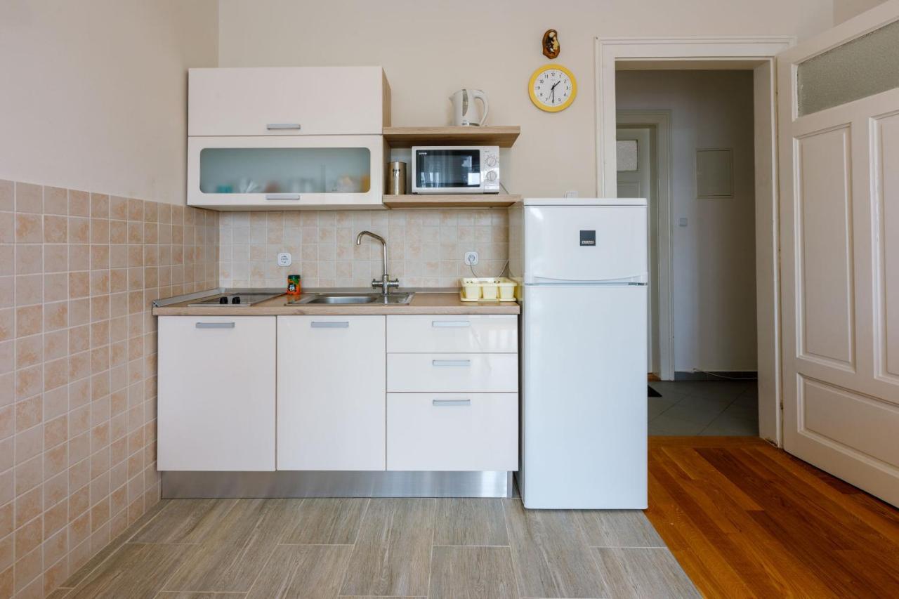 Apartment Laura Crikvenica Eksteriør billede