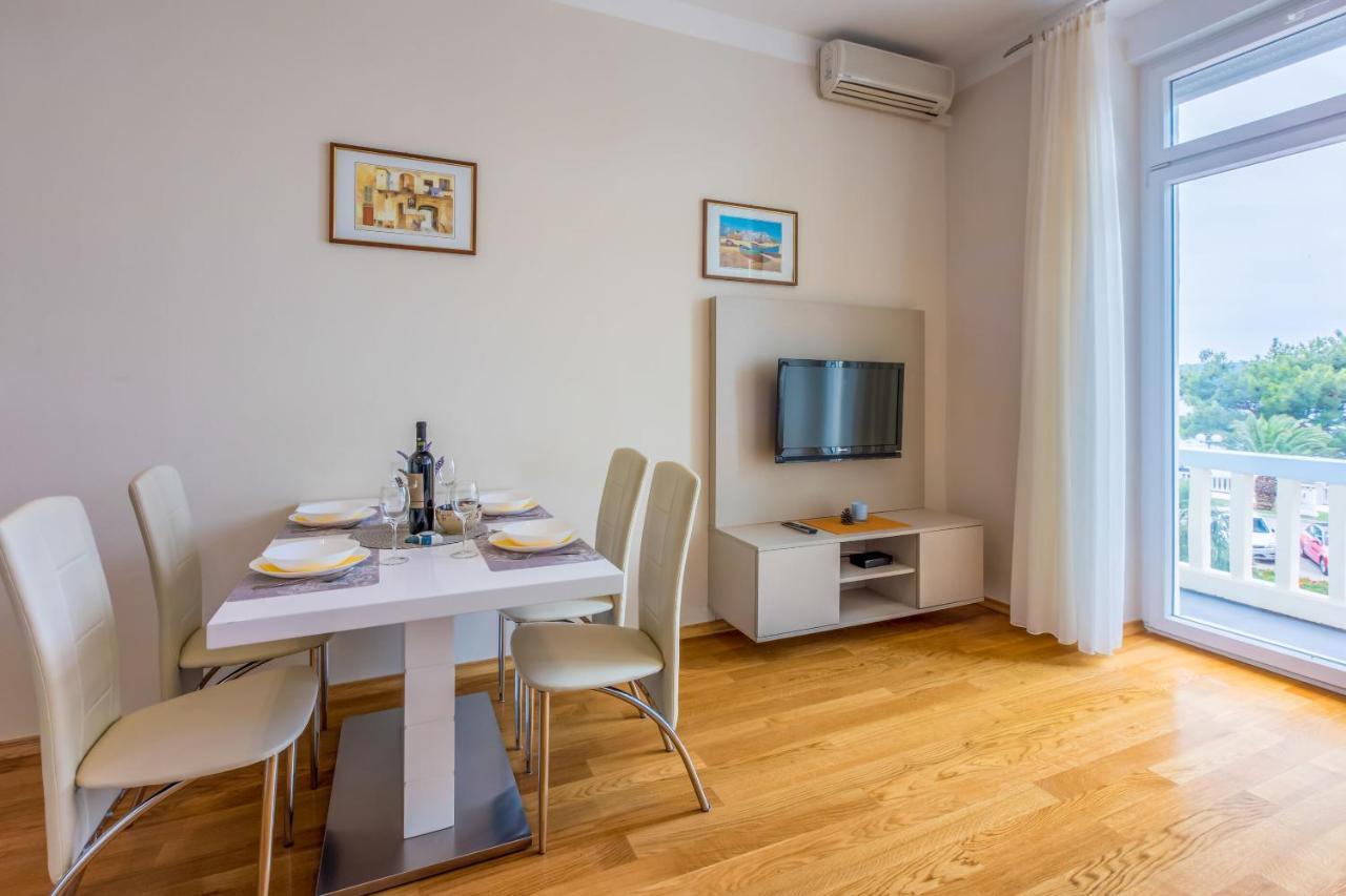 Apartment Laura Crikvenica Eksteriør billede