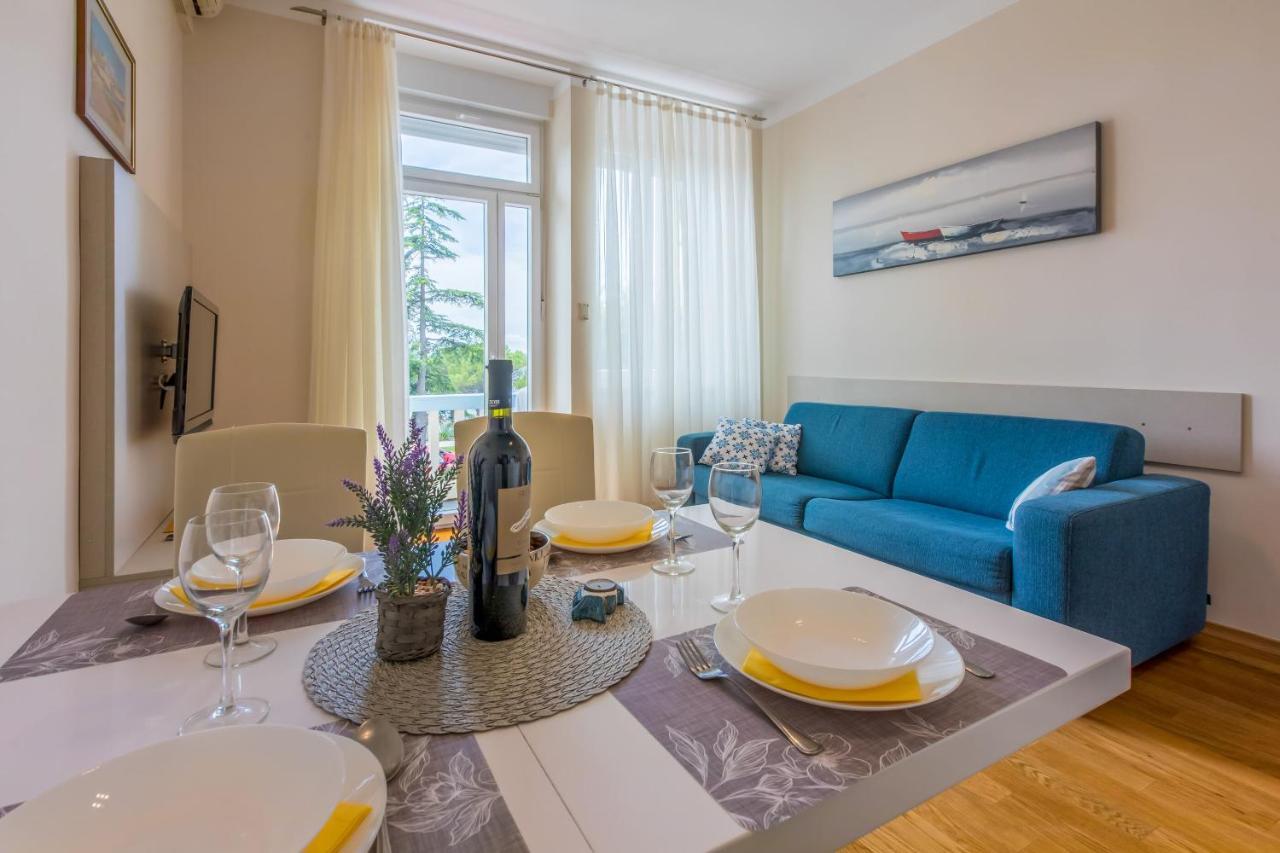 Apartment Laura Crikvenica Eksteriør billede